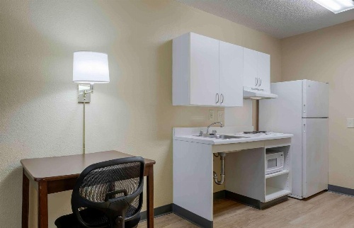 Extended Stay America Suites - Fort Lauderdale - Cypress Creek - Andrews Ave. image 4