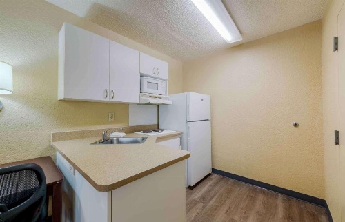 Extended Stay America Suites - Fort Lauderdale - Cypress Creek - Andrews Ave. image 5