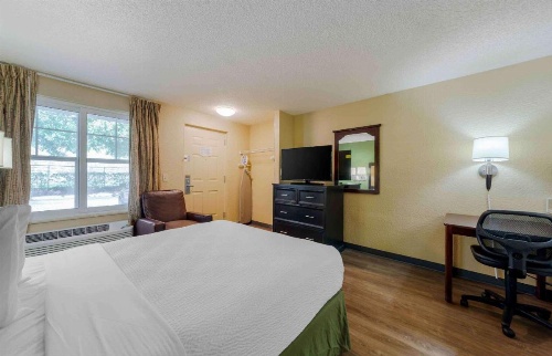 Extended Stay America Suites - Fort Lauderdale - Cypress Creek - Andrews Ave. image 7