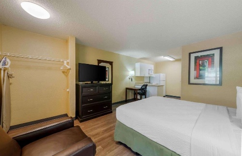 Extended Stay America Suites - Fort Lauderdale - Cypress Creek - Andrews Ave. image 8